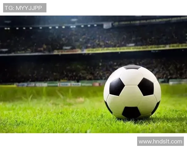 2025中国足球球星最新排名揭晓 哪些球员表现突出登顶榜单