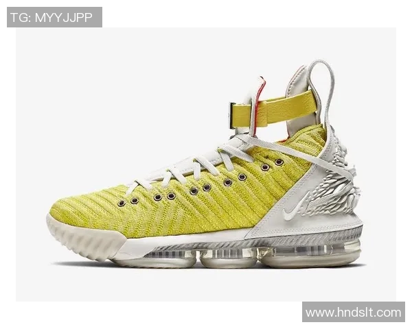 足球巨星亲自亮相 球鞋设计新潮流引领赛场风尚