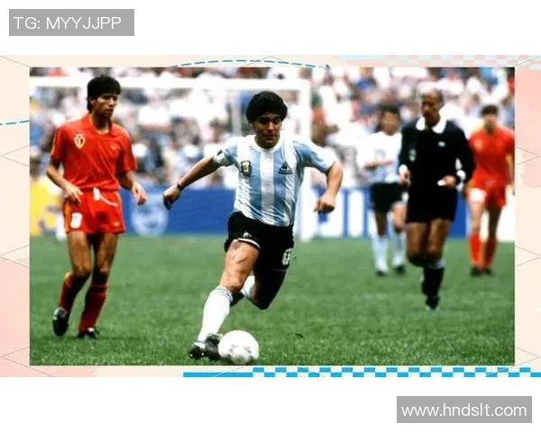 世界足球历史上最辉煌的球星是谁他为足球带来了怎样的传奇与影响